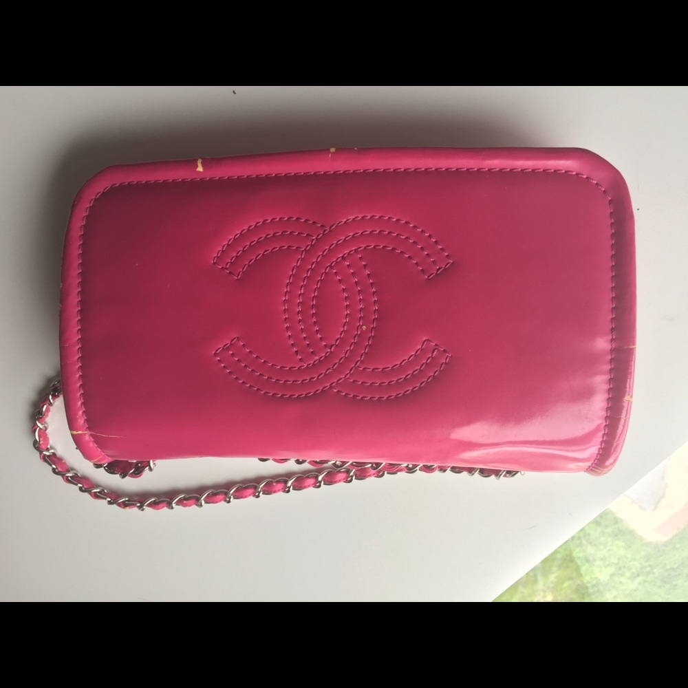 Fluorescent pink Chanel bag